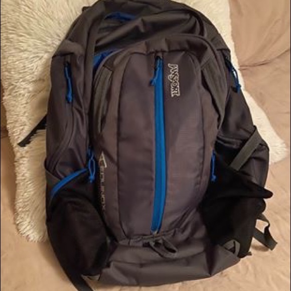 Jansport Other - Jansport 40L hiking pack
